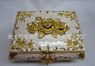 俄罗斯风情金属首饰盒 畅销欧美工艺品珠宝盒的独特魅力